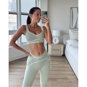 ALO Yoga Limestone Bra & Leggings Set - open to selling separately!